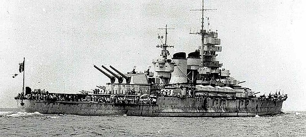 upload.wikimedia.org_800px-Italian_battleship_Roma_(1940)_starboard_quarter_view.jpg